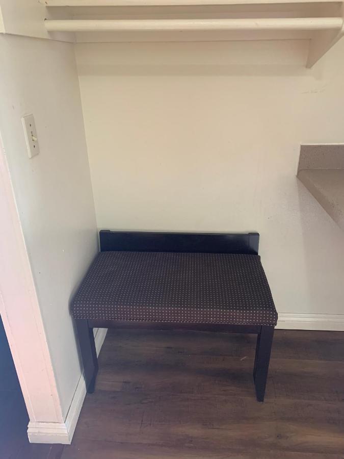 Lancaster Inn Bagian luar foto