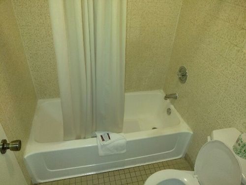 Lancaster Inn Bagian luar foto