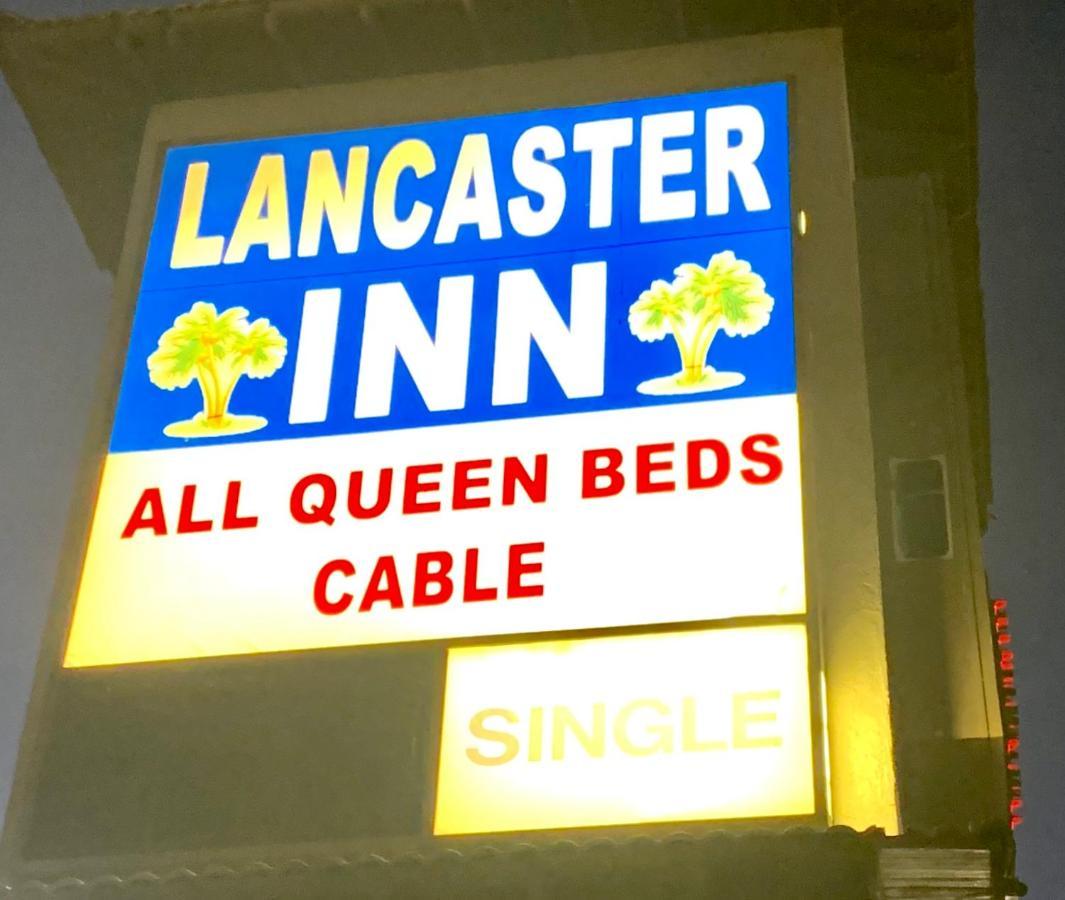 Lancaster Inn Bagian luar foto